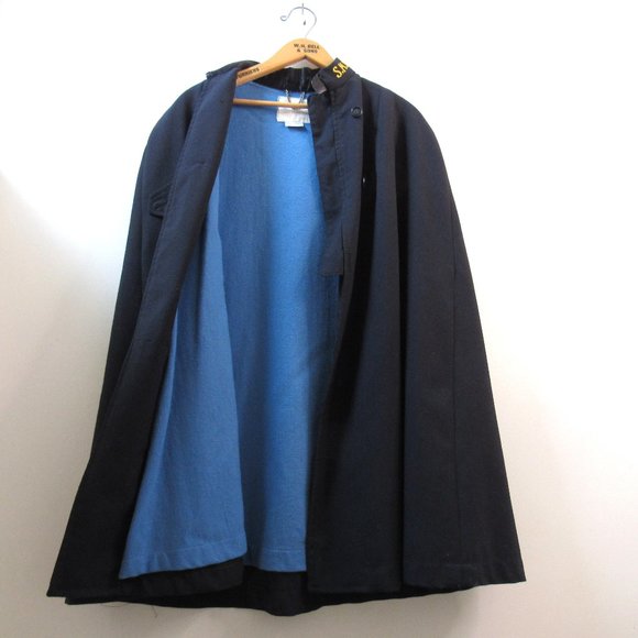 Vintage Nurse Wool Cape - Picture 1 of 5